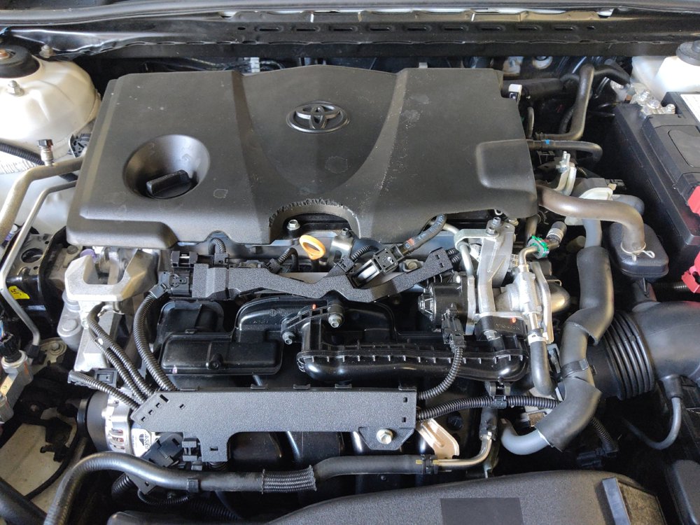 Used 2018 Toyota Camry SE FWD image 30