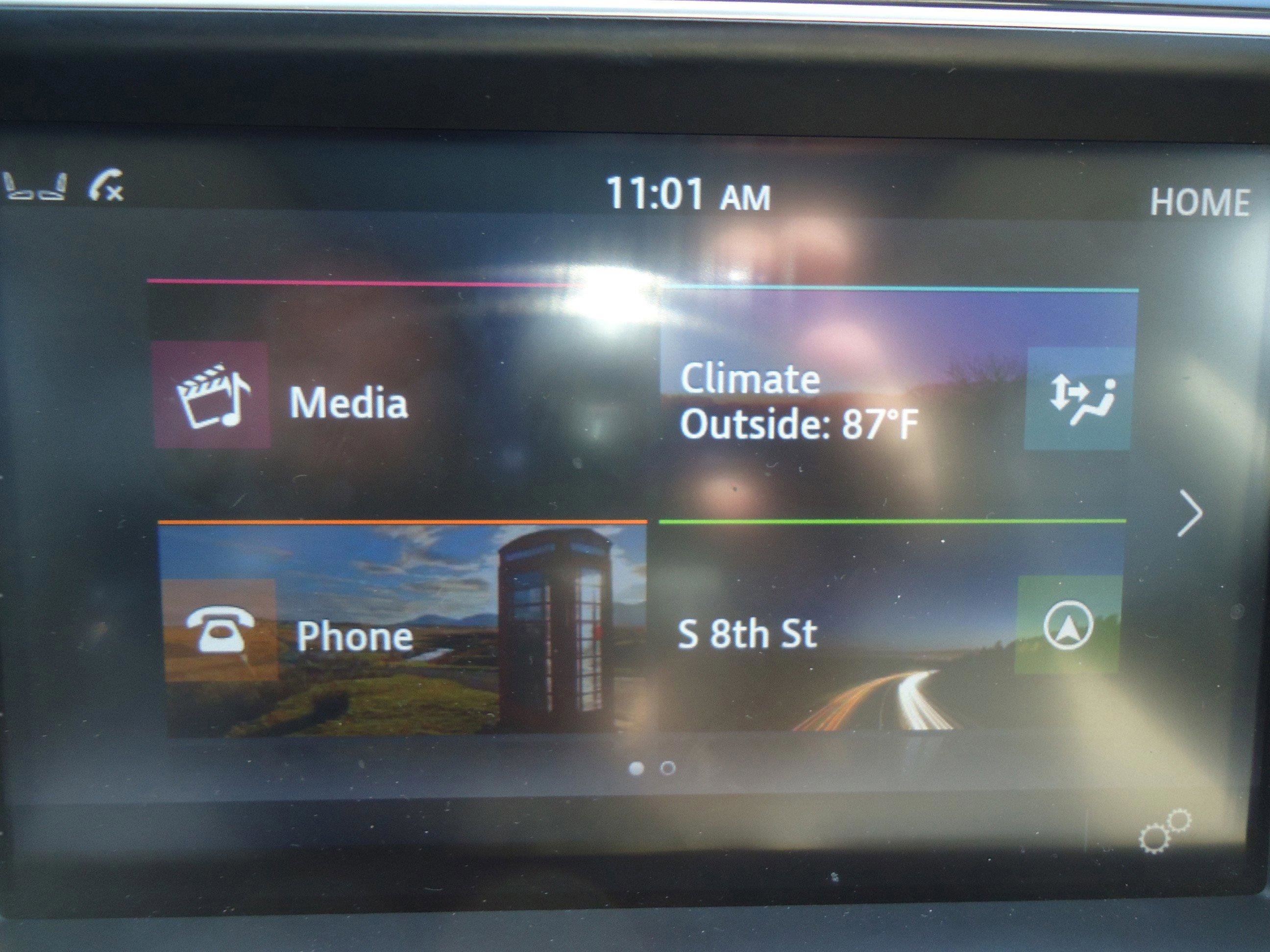 Used 2018 Jaguar F-PACE Prestige image 17