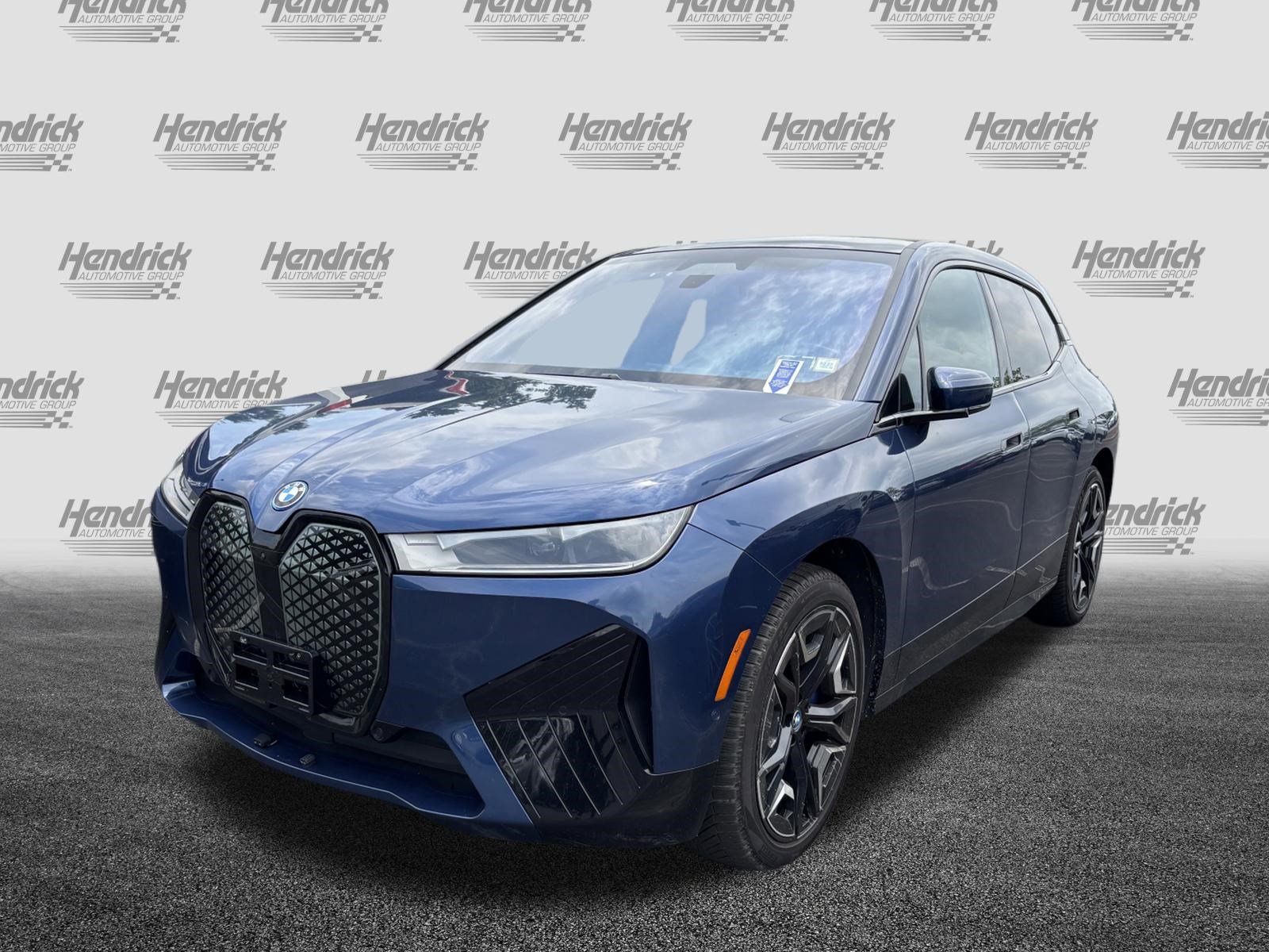 Certified 2024 BMW iX xDrive50 w/ Premium Package AWD/4WD image 9