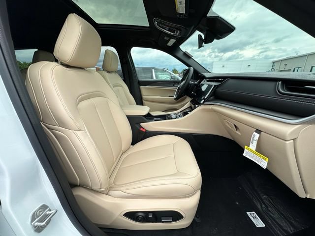 New 2026 Jeep Grand Cherokee L Limited AWD/4WD image 26