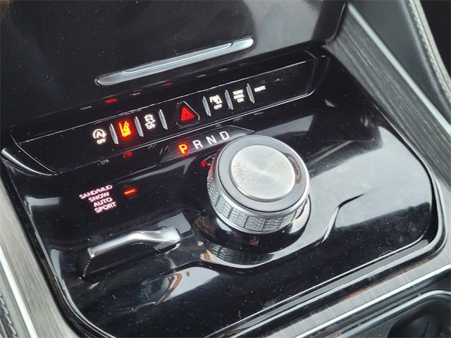 Used 2024 Jeep Wagoneer Series II w/ Flexible Seating Group image 12