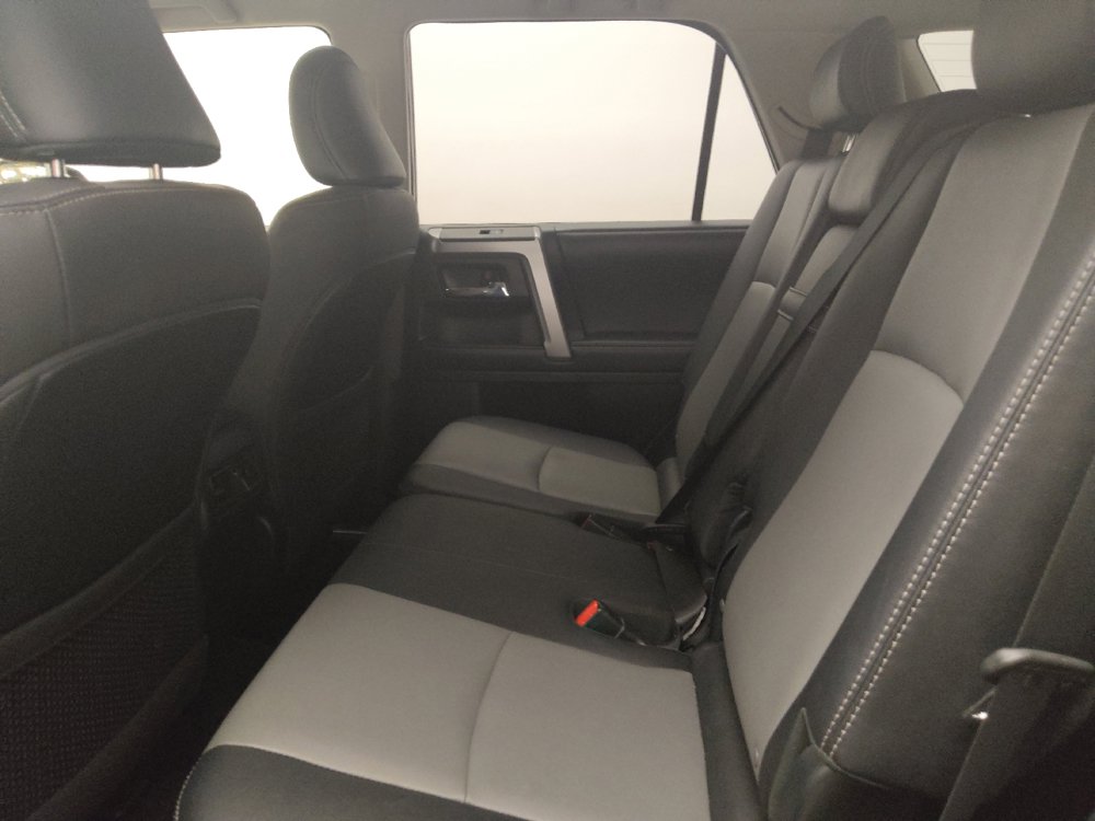 Used 2019 Toyota 4Runner SR5 Premium RWD image 18