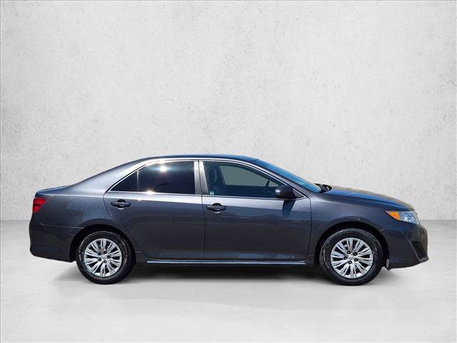 Used 2012 Toyota Camry LE FWD image 4