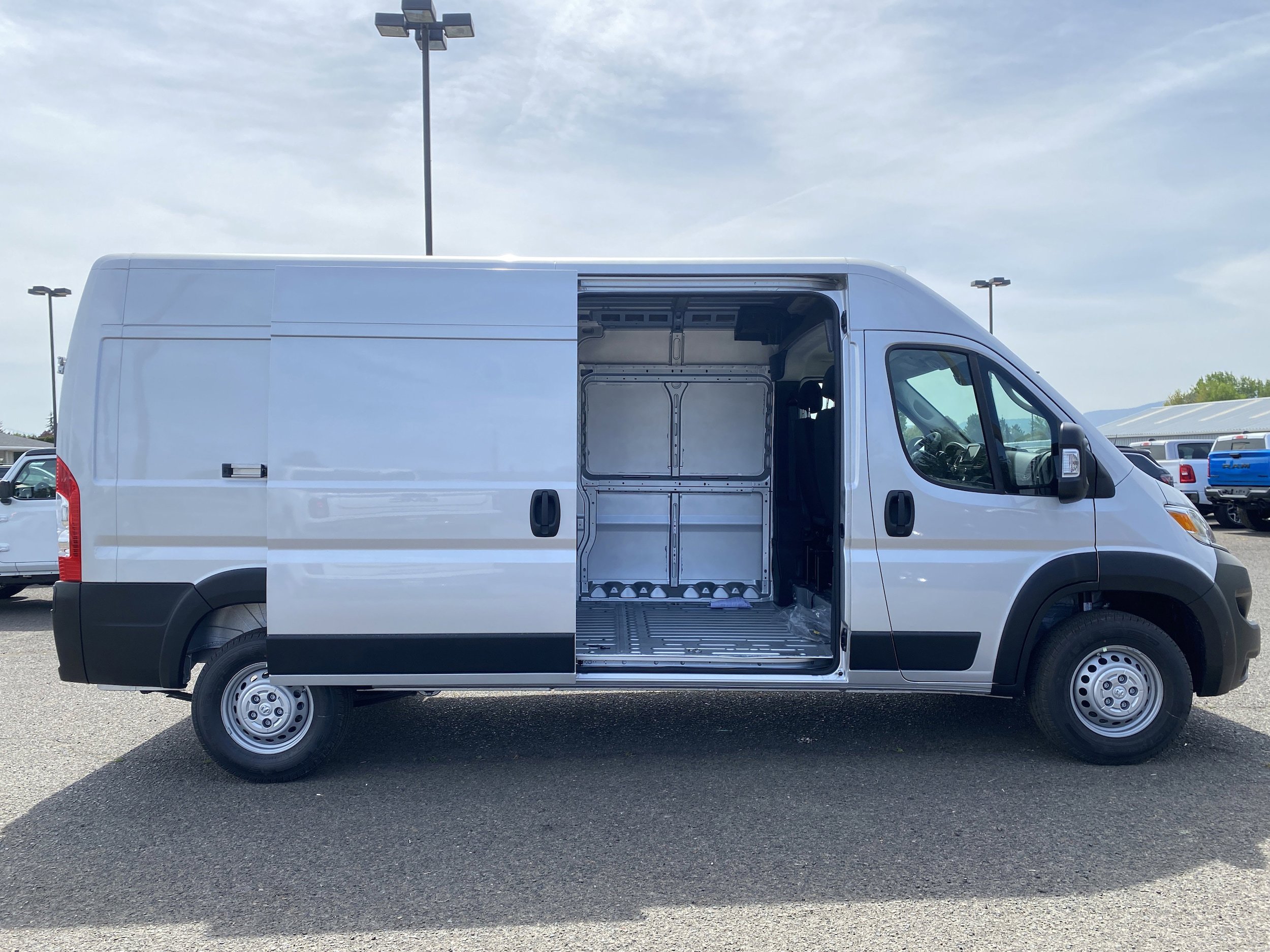 New 2025 RAM ProMaster 2500 w/ Convenience Group image 17
