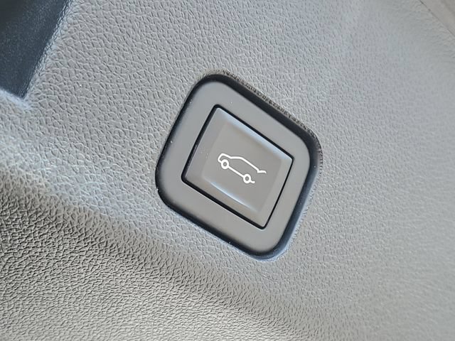 Certified 2025 Chevrolet Traverse Z71 AWD/4WD image 33