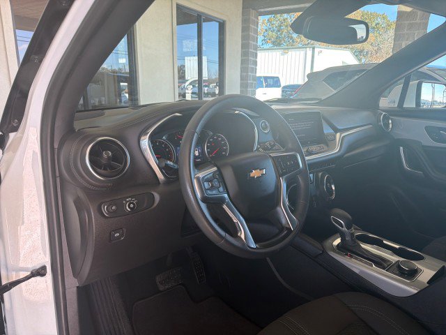 Used 2022 Chevrolet Blazer LT FWD image 16