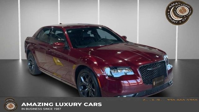 Used 2023 Chrysler 300 S