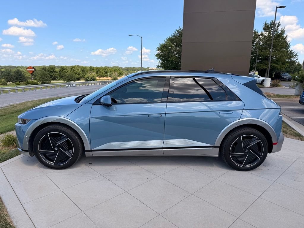 Used 2026 Hyundai Ioniq 5 Limited AWD/4WD image 6