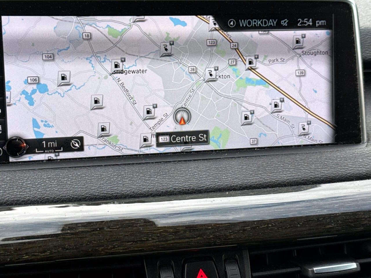 Used 2017 BMW X5 xDrive40e image 21