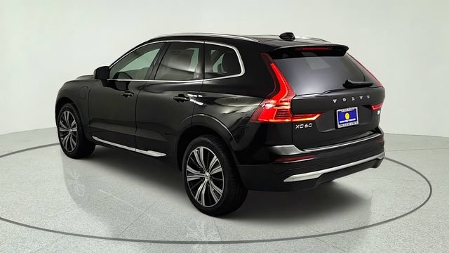 Certified 2023 Volvo XC60 T8 Plus AWD/4WD image 5