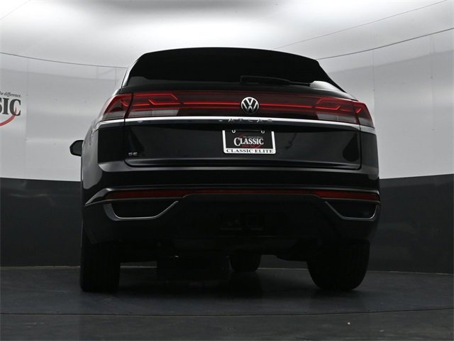 Used 2025 Volkswagen Atlas Cross Sport SE image 32