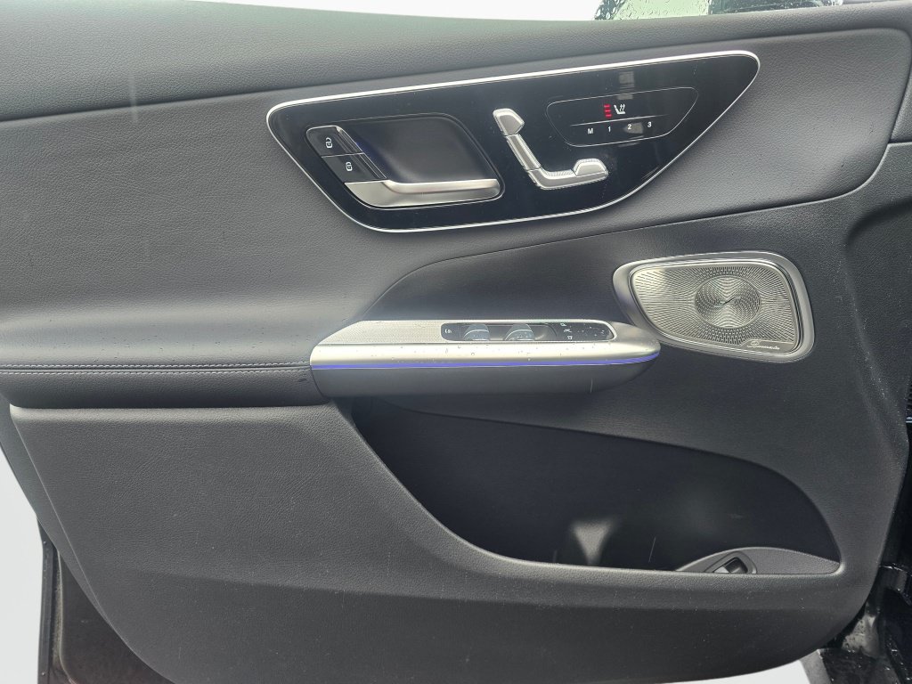 New 2026 Mercedes-Benz GLC 300 4MATIC image 32