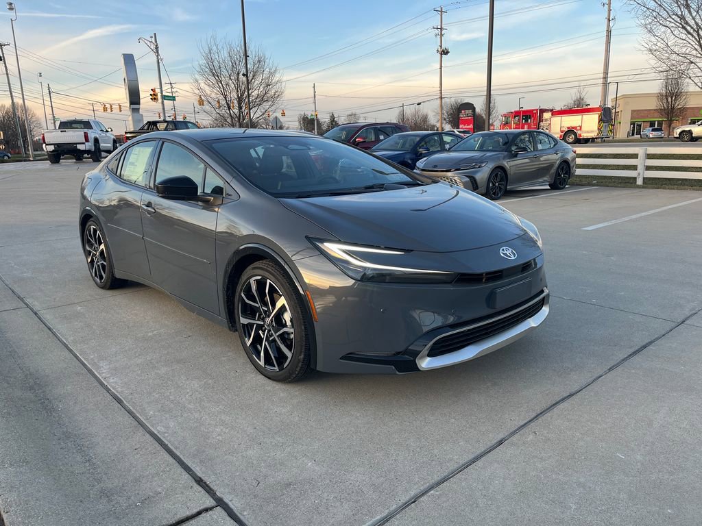 New 2026 Toyota Prius Hybrid XSE image 7