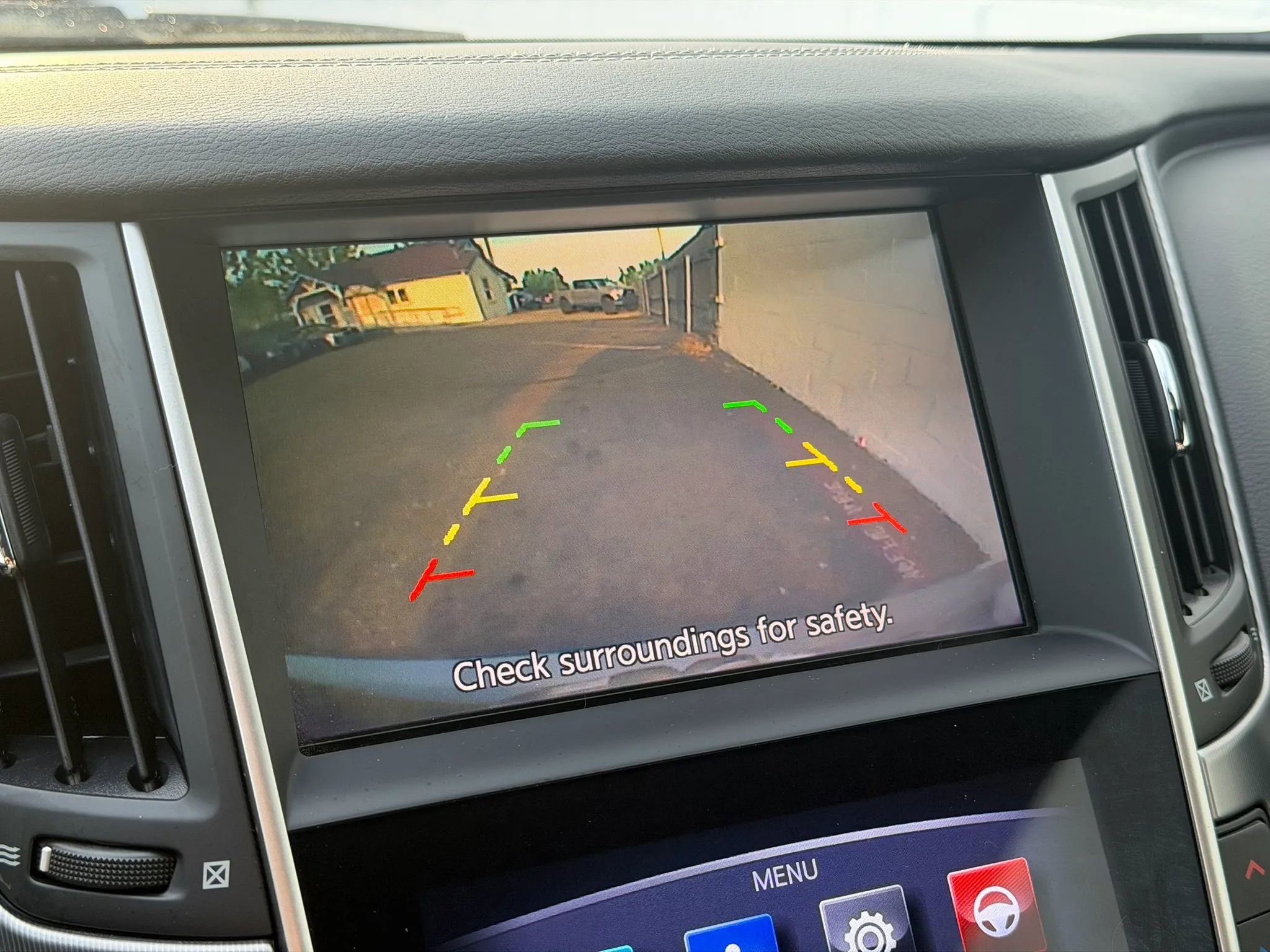 Used 2018 INFINITI Q60 3.0t Luxe image 16