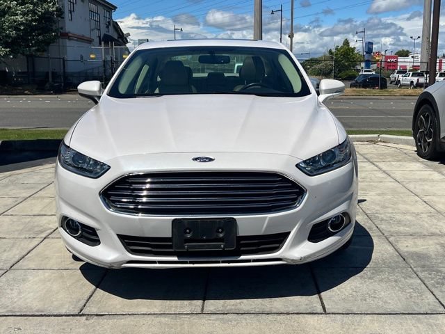 Used 2016 Ford Fusion SE w/ Equipment Group 202A FWD image 4