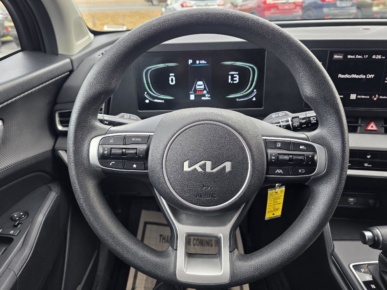 Used 2024 Kia Sportage LX image 16