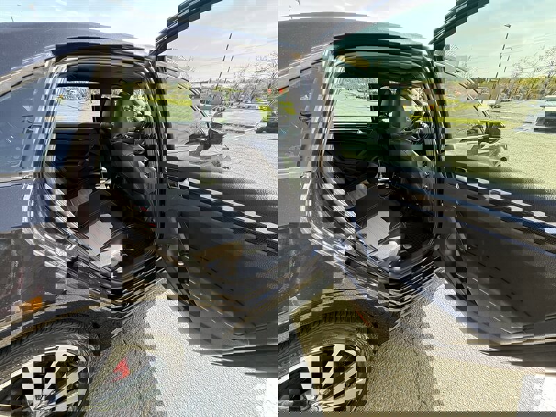 Used 2018 Volkswagen Passat 3.6 image 11