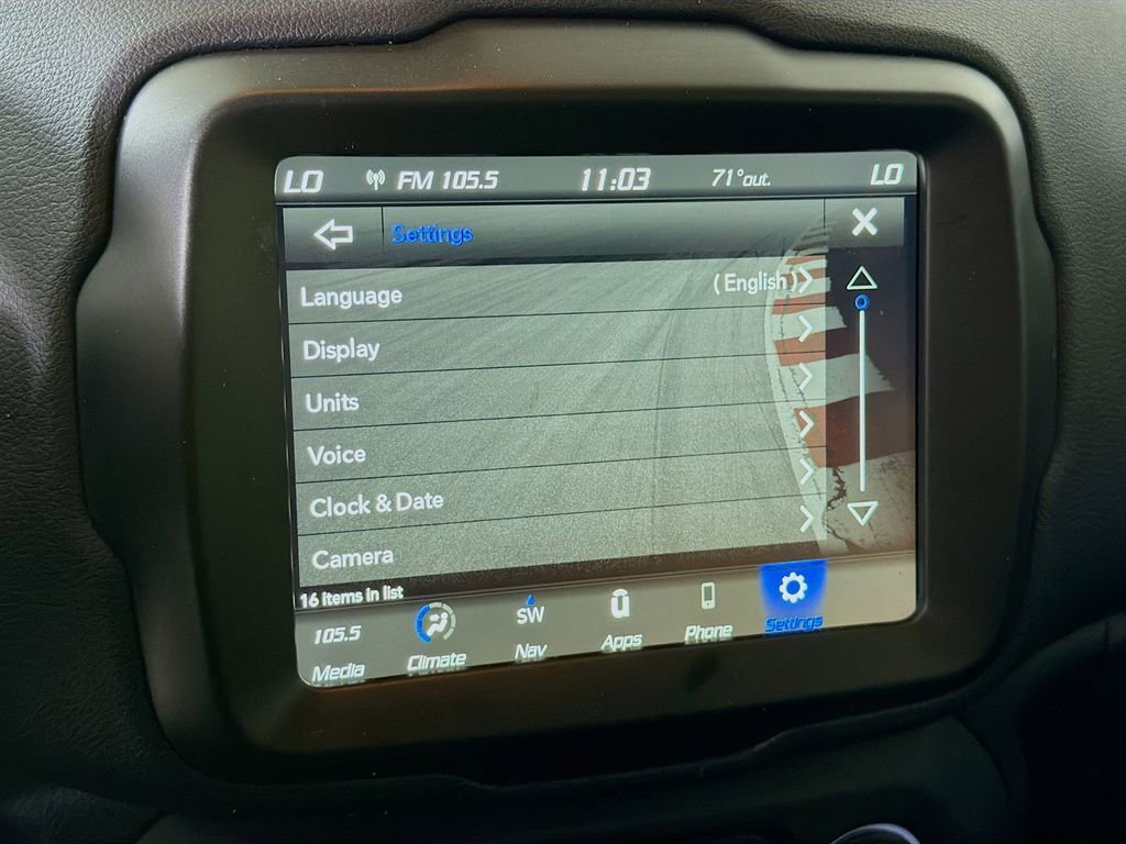 Used 2023 Jeep Renegade Latitude image 32