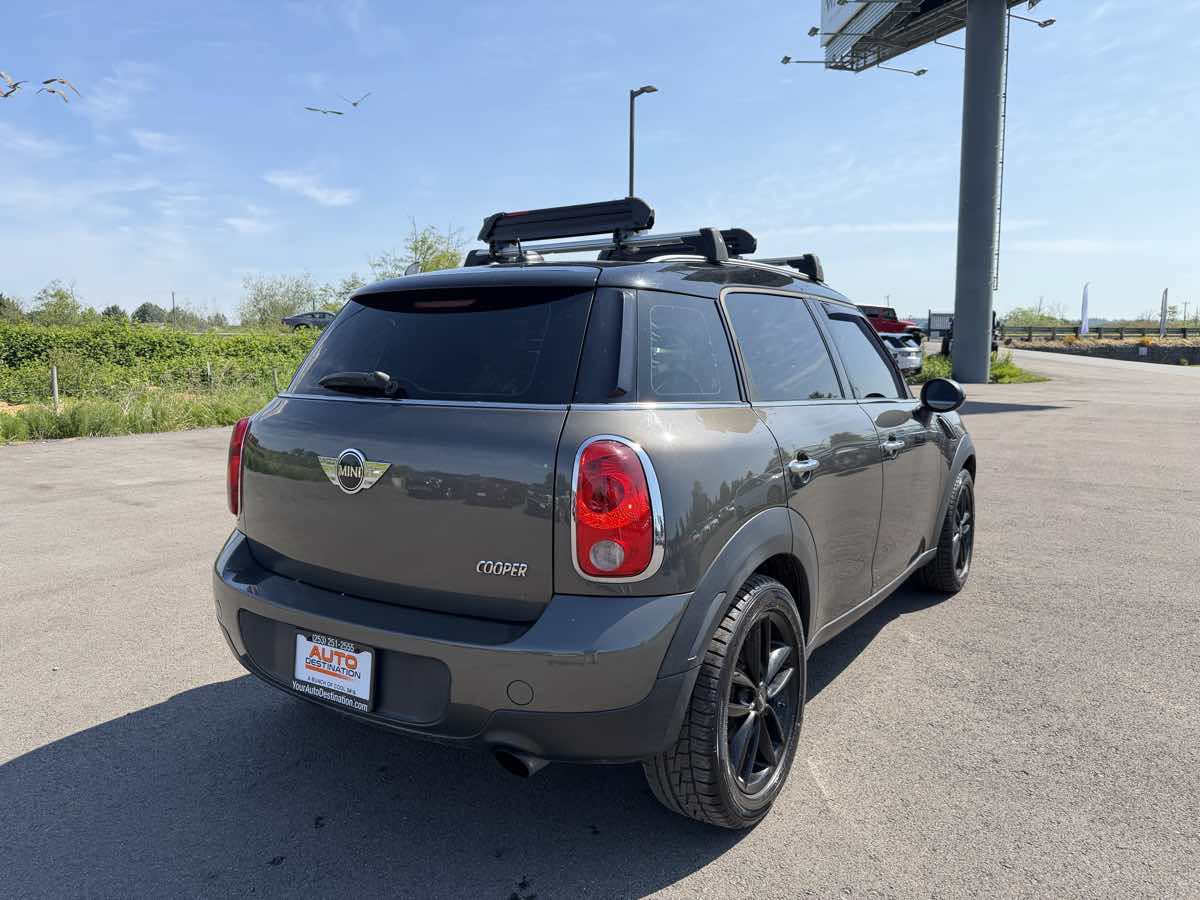 Used 2012 MINI Cooper Countryman FWD image 8