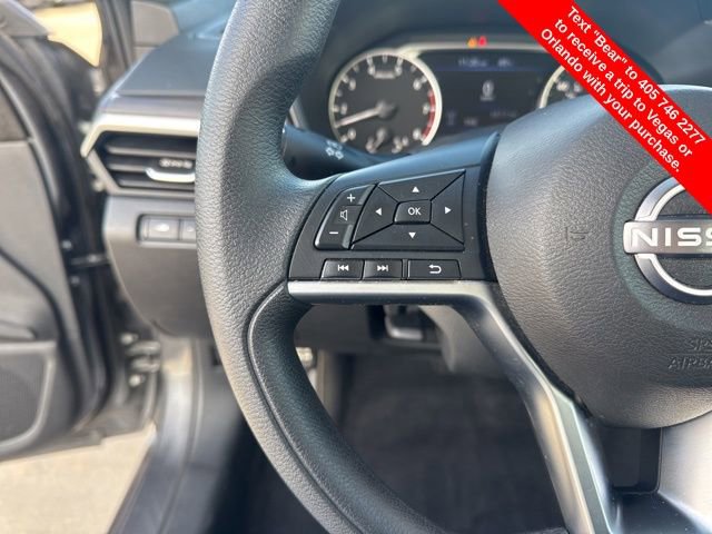 Used 2025 Nissan Altima 2.5 SV image 19