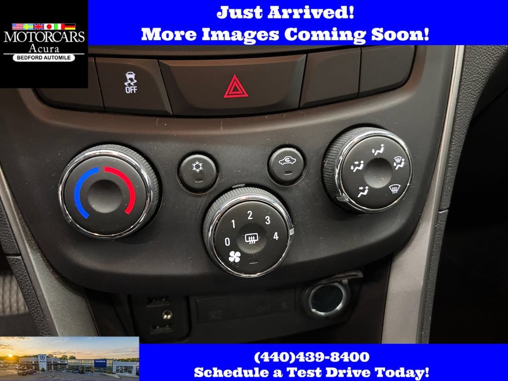 Used 2017 Chevrolet Trax LT w/ Sun & Sound Package FWD image 22