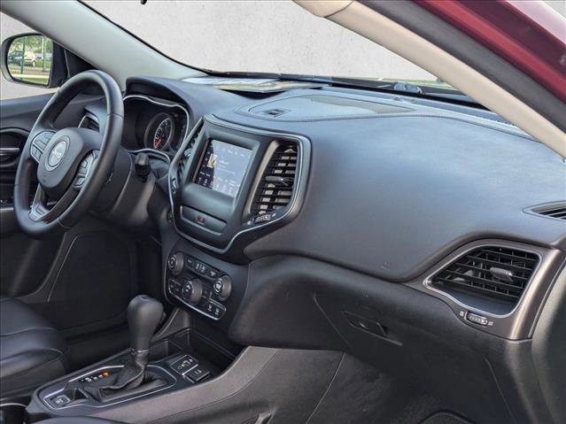 Used 2019 Jeep Cherokee Latitude Plus FWD image 22