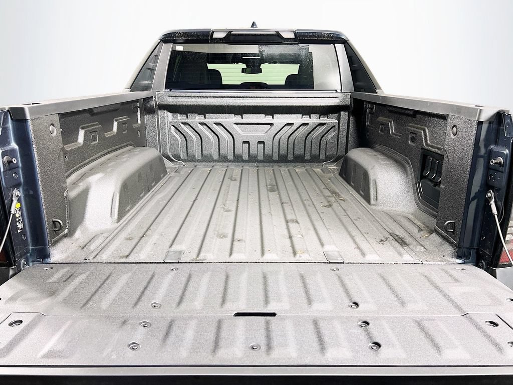 New 2026 Chevrolet Silverado EV LT w/ Plus Package AWD/4WD image 27