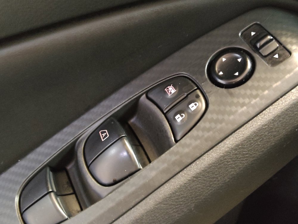 Used 2024 Nissan Altima 2.5 SV image 27