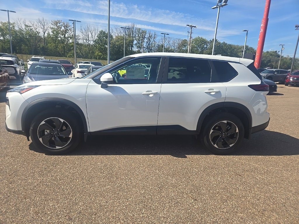 New 2026 Nissan Rogue SV image 4