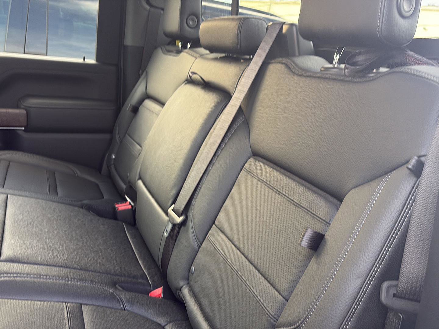 Used 2023 GMC Sierra 2500 Denali image 34