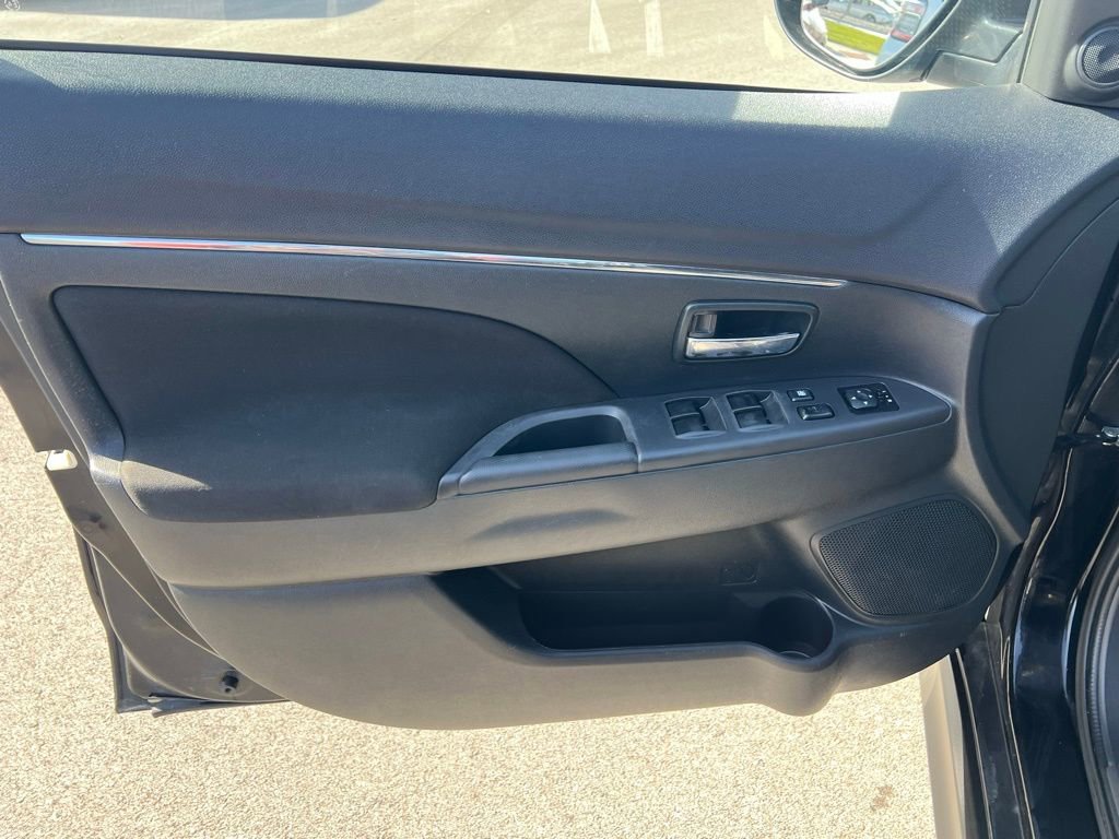 Used 2016 Mitsubishi Outlander Sport ES image 14