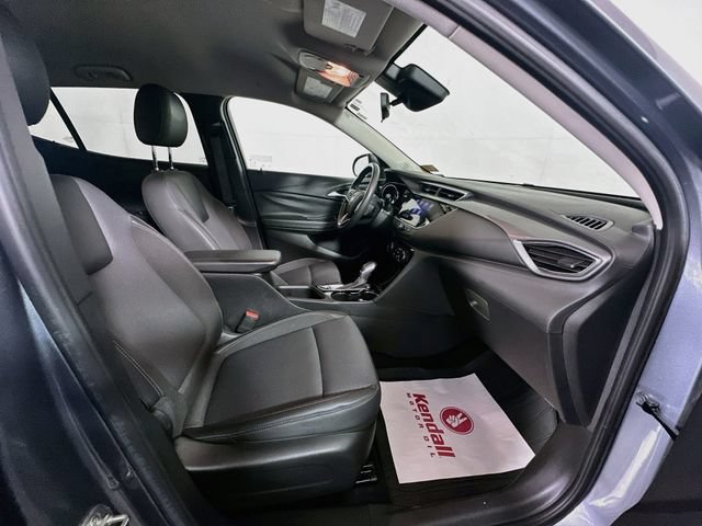 Used 2022 Buick Encore GX Preferred w/ Cold Weather Comfort Package AWD/4WD image 27