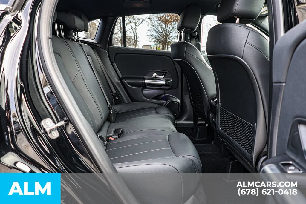 Used 2025 Mercedes-Benz GLA 250 4MATIC image 22