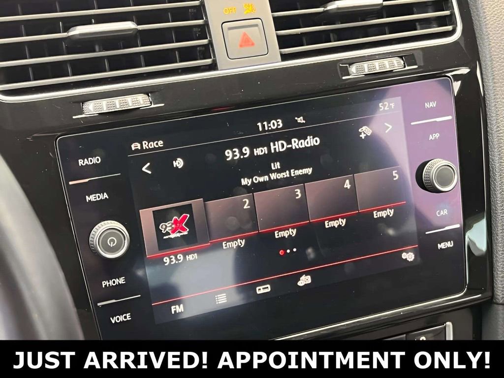 Used 2019 Volkswagen Golf R 4-Door image 19