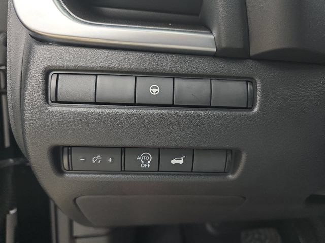 Used 2026 Nissan Rogue Dark Armor AWD/4WD image 36