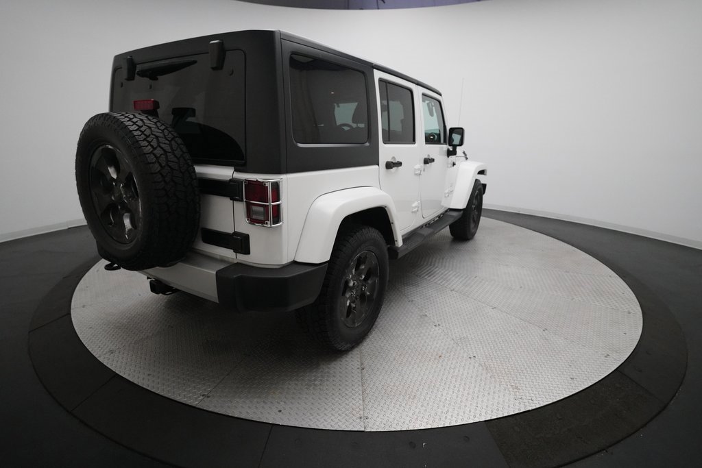 Used 2015 Jeep Wrangler Unlimited Sahara w/ Connectivity Group image 32