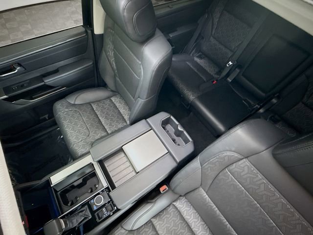 Used 2023 Toyota Sequoia Limited image 22