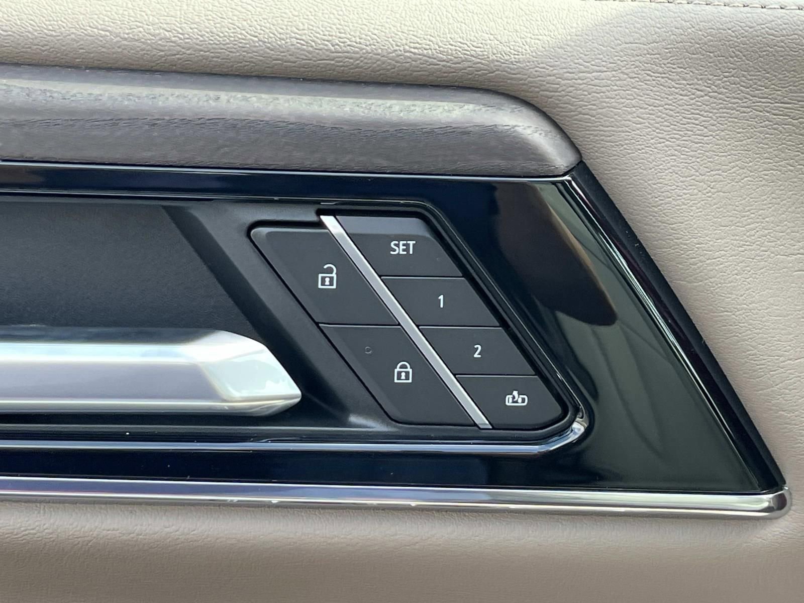 New 2026 GMC Yukon Denali w/ Sun & Power Step Package AWD/4WD image 27
