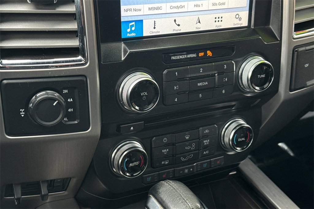 Used 2016 Ford F150 Platinum w/ Equipment Group 701A Luxury image 17