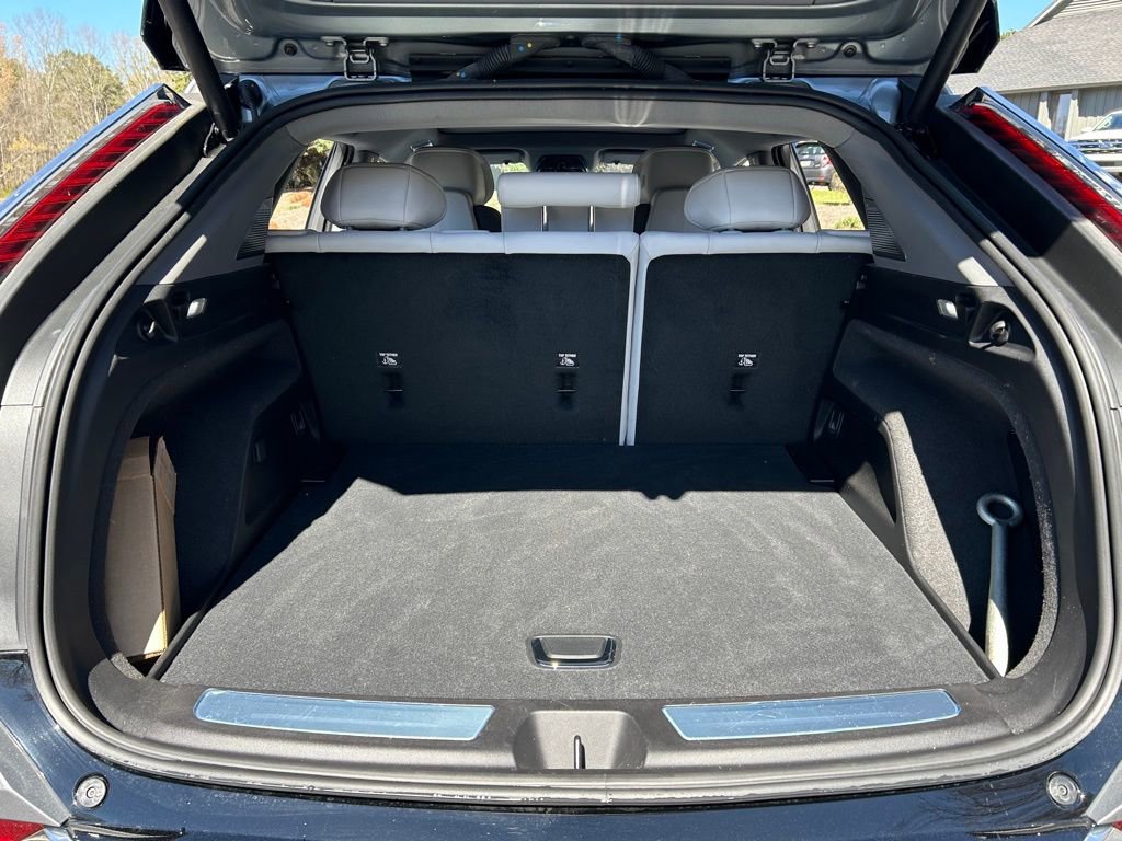 Used 2025 Cadillac Optiq Luxury 1 AWD/4WD image 50