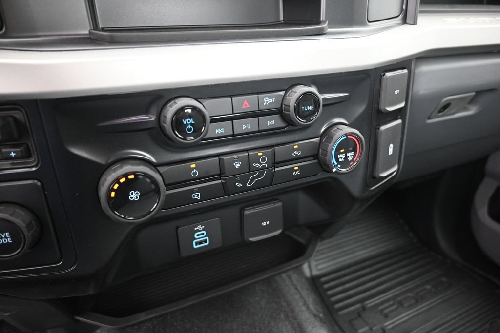 New 2026 Ford F550 2WD Regular Cab Super Duty image 14