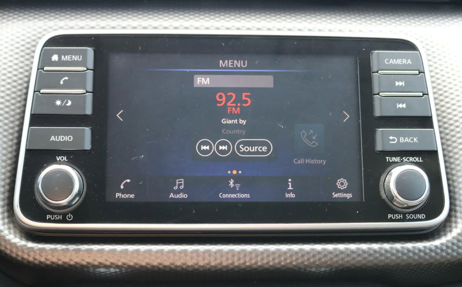 Used 2019 Nissan Kicks SV image 15