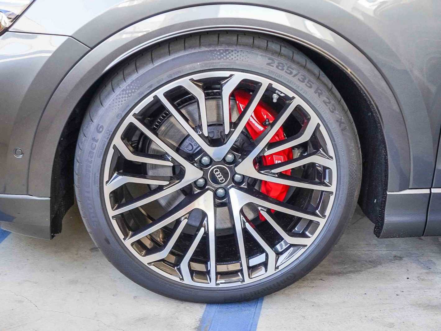 New 2026 Audi SQ8 Prestige AWD/4WD image 10
