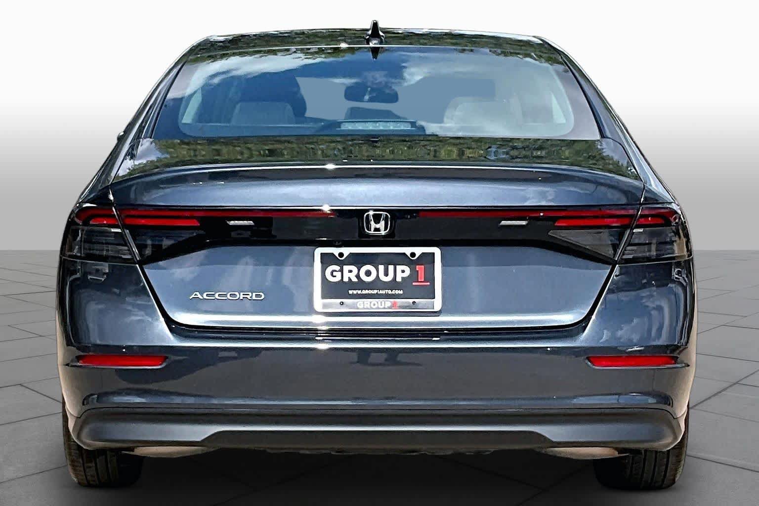 Used 2025 Honda Accord SE image 5