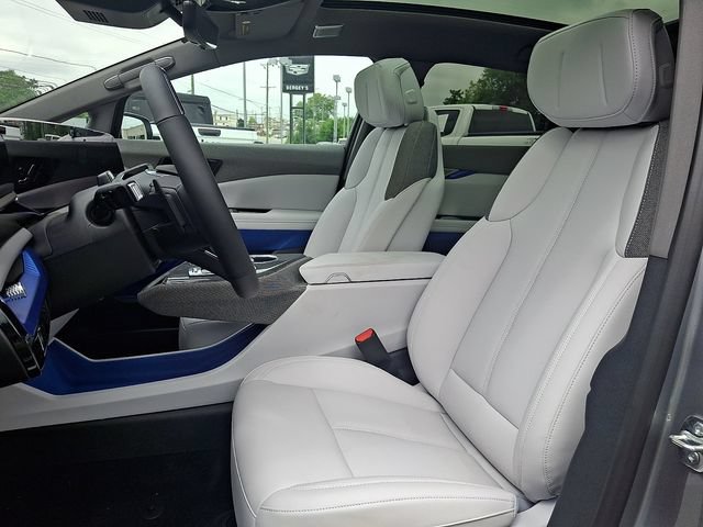 New 2027 Cadillac Optiq Luxury AWD/4WD image 9