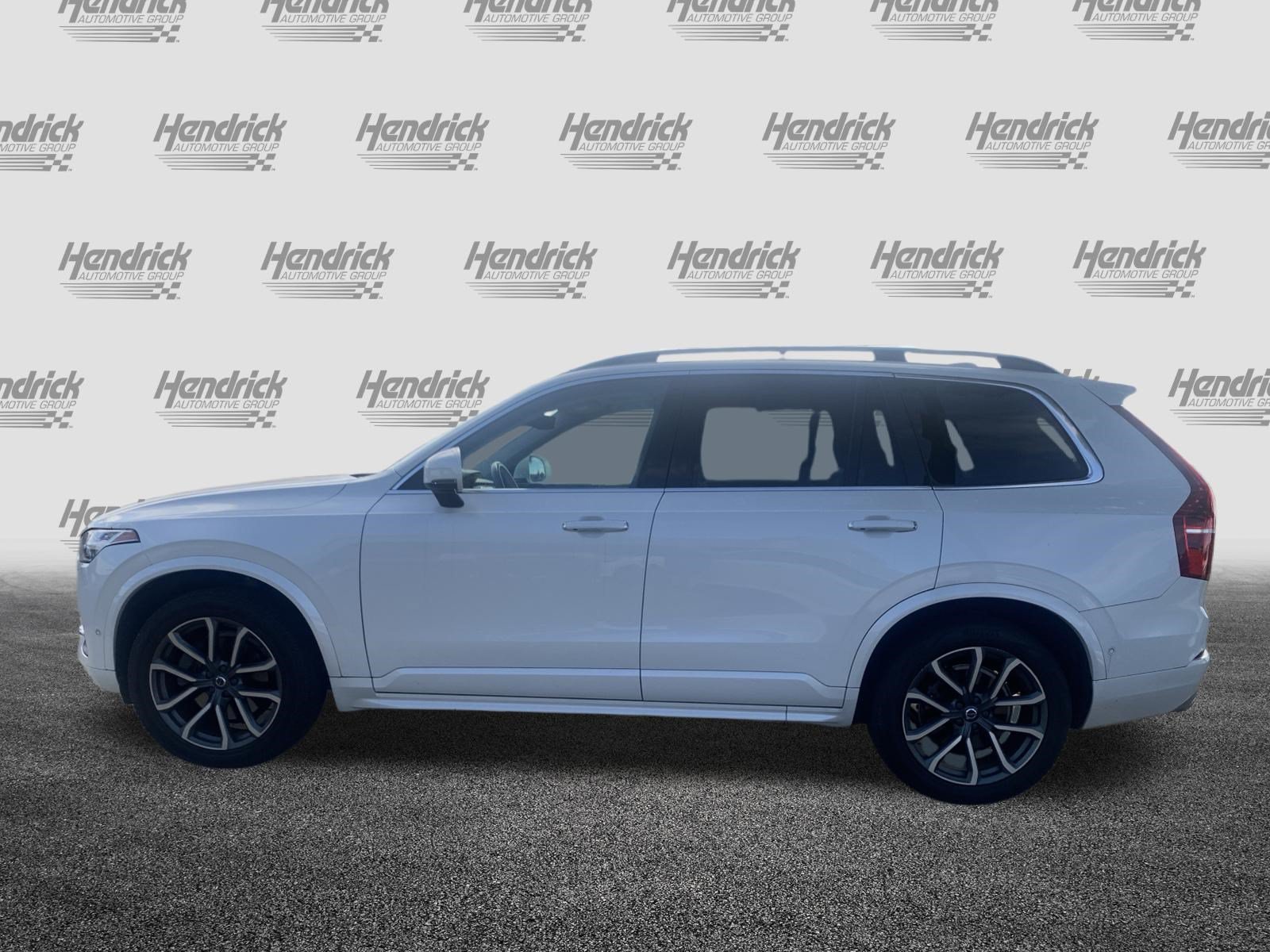 Used 2019 Volvo XC90 T6 Momentum w/ Advanced Package AWD/4WD image 3