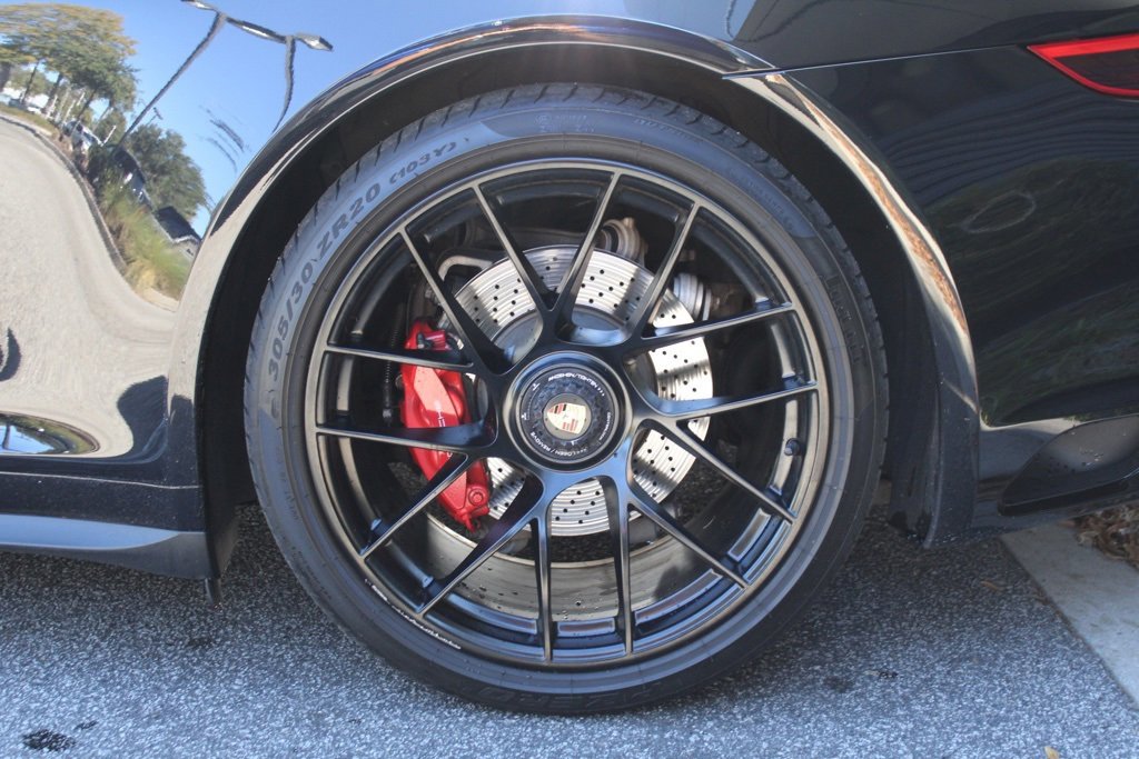Used 2019 Porsche 911 Targa 4 GTS image 14