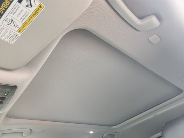 Certified 2022 Nissan Rogue Platinum w/ Head-Up Display Package image 22