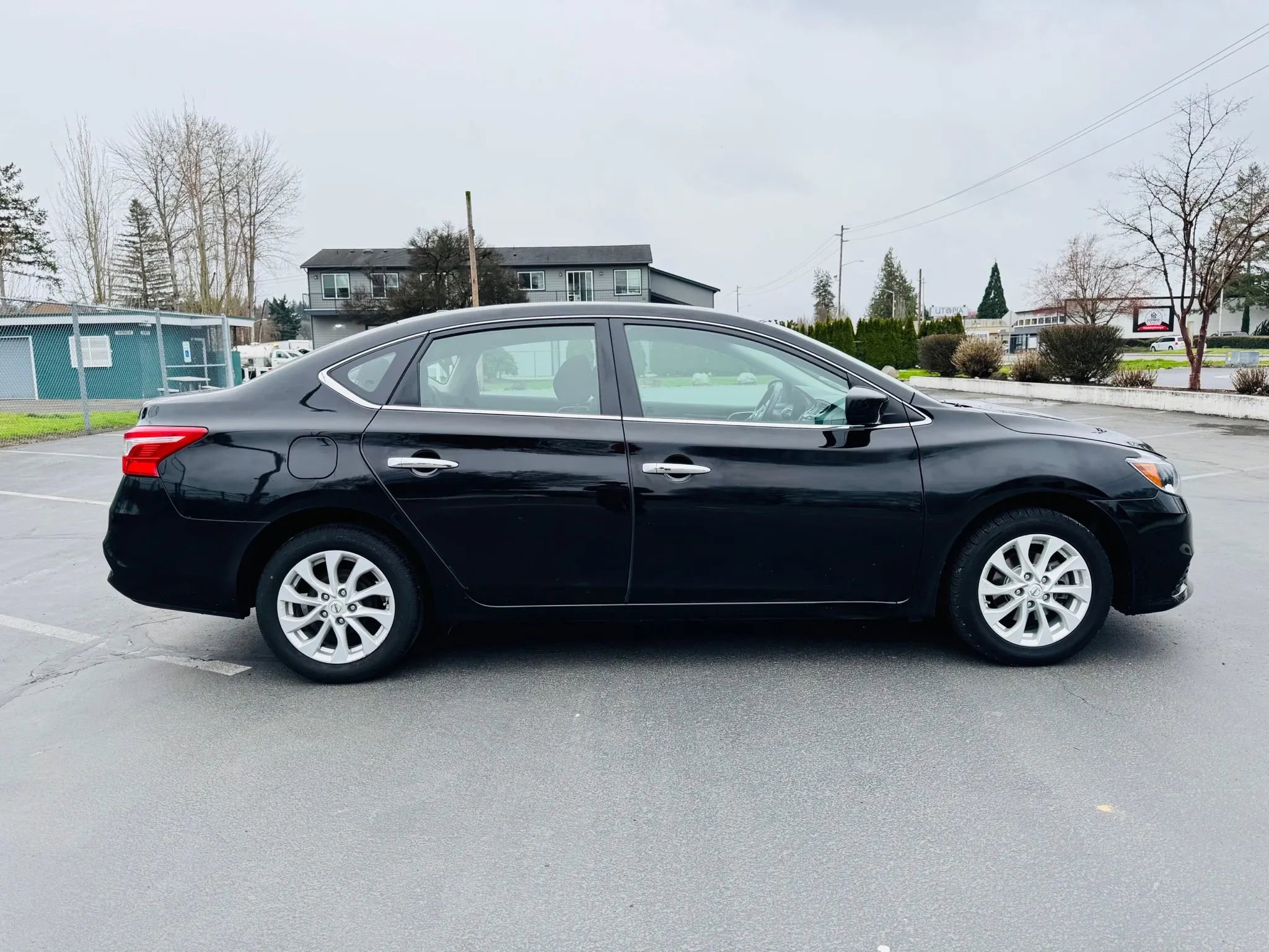 Used 2019 Nissan Sentra SV image 6