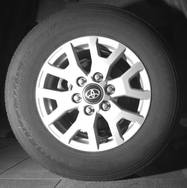 Used 2024 Toyota Tacoma SR5 AWD/4WD image 15